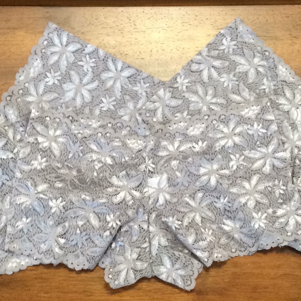 NWT Silvery lace cheeky panties